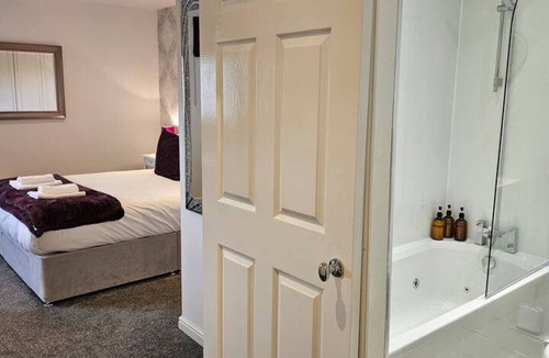 Leith Apartment | Bonnington Abode