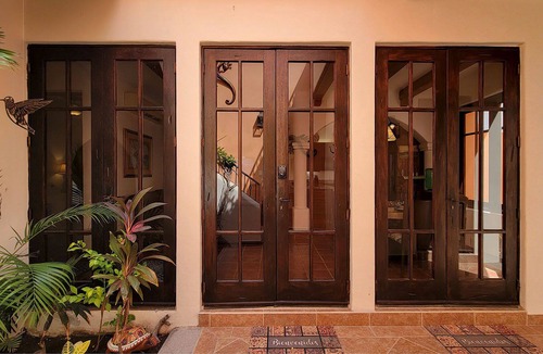 Nopolo House | BookStayHop - Casa Amigos~ Ocean View~ Walk to Beach~ 3 Community Pools ~Rooftop