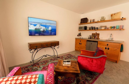 Ildefonso Green Apartment | Boutique Casitas~Heart of Cabo~Casita Dorado