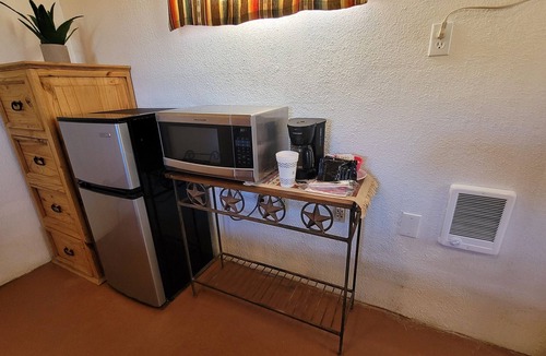 Oracle Resort | Boutique Hillside Hotel w/Views, Dark Skies & Hiking Trail. Romantic Spot for 2