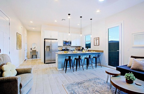 North Gateway House | Brand new community! Modern and stylish Casita with mountain view