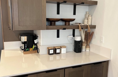 Pumpkin Center House | Brand New, Luxury 2BD/2BA Home in a Quiet Newly Constructed Area of Bakersfield