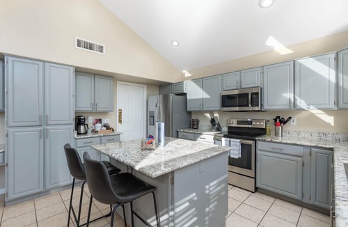 Dobson Woods House | BRAND NEW Spacious 5BR with Heated Pool & Hot Tub & Mini Putt