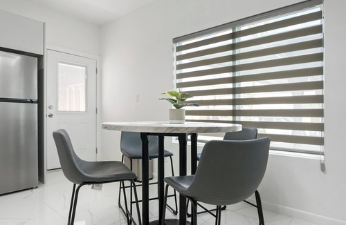 Pharr Apartment | Brand NEW Splendor 2 Bedroom Apartment conveniently located Pharr-McAllen area!