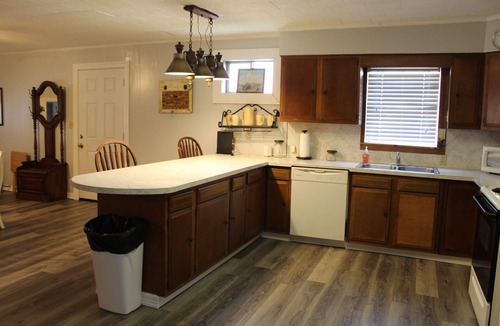 Port Mansfield House | Breathtaking Sunrises & Great Fishing out your back door!