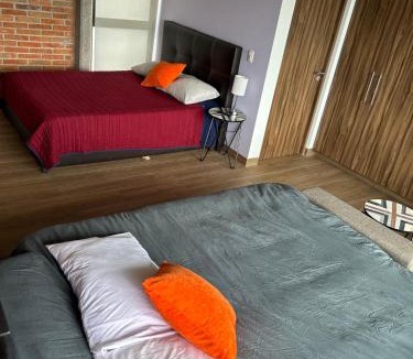 Queretaro Apartment | Brick Box Loft con Balcon
