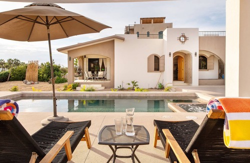 El Pescadero House | Bright and modern home with saltwater pool and hot tub near the beach