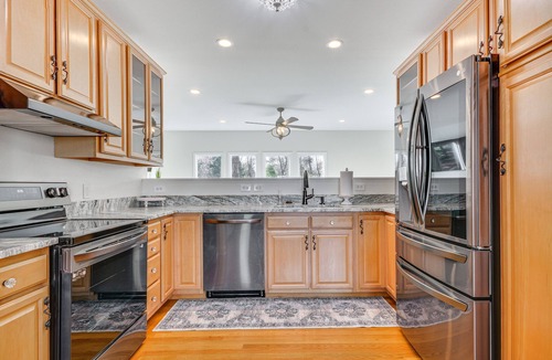 High Point House | Bright & Elegant Home in High Point w/Deck!