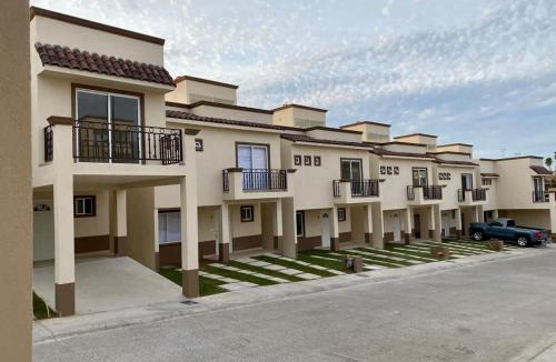 La Joya House | Brisas Del Mar Villa 3 BR 2 BA with pool