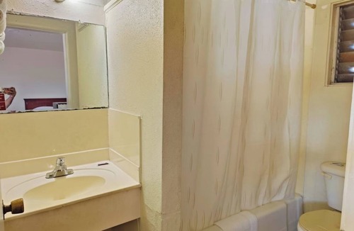 Pharr Hotel | Budget-Friendly Pharr Stay with Free Wi-Fi & Easy Access to McAllen Airport