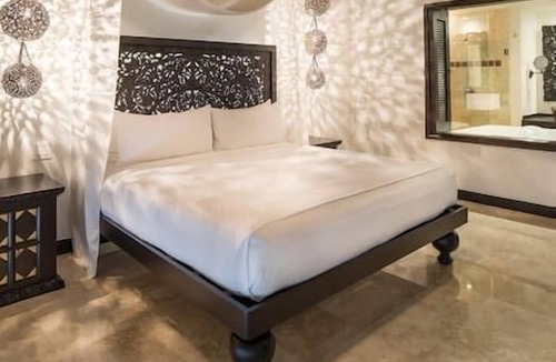 Campo de Golf Fonatur Resort | Cabo Azul | Hilton | Lux Resort | Concierge | Pool