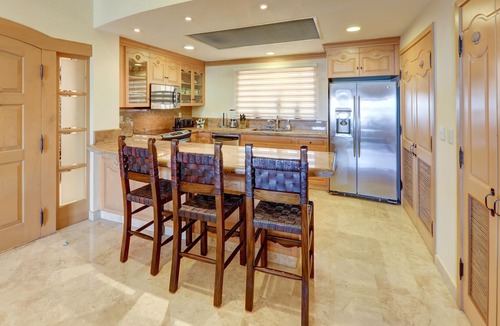 El Medano Ejidal Villa | Cabo Getaway: Luxury & Comfort, Steps to Beach - Villa La Estancia 3405