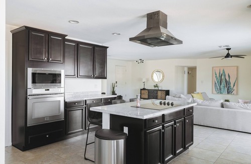 Raskin Estates House | Cactus Breeze by Luxekey | 4BD Mins to Mayo Clinic & Scottsdale Quarter w/Pool