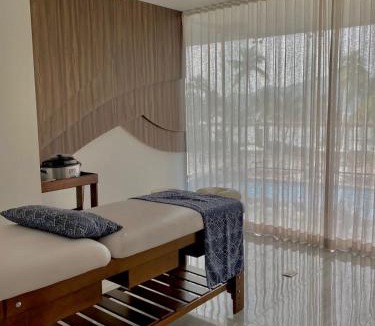 Zona Dorada Apartment | Camino al Mar Apartment with Amazing View of the Ocean, Beach and Swimming Pool, 2 Rooms