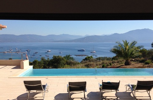 Belvedere-Campomoro Villa | CAMPOMORO LARGE MODERN VILLA LUXURIOUS 10 P SWIMMING POOL FACING THE BEACH