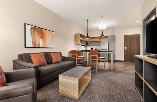 East Mesa Hotel | Candlewood Suites Mesa Phoenix East by IHG