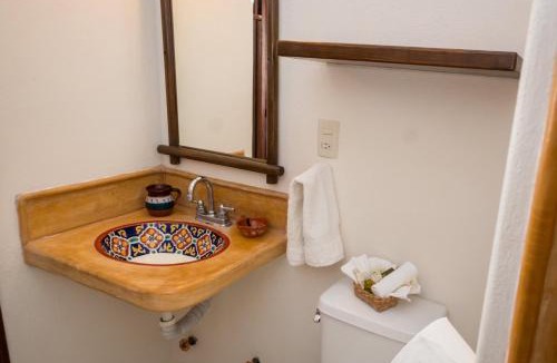 Playa la Madera Hotel | Canto del Mar Hotel - Zihuatanejo - Suites con Cocina