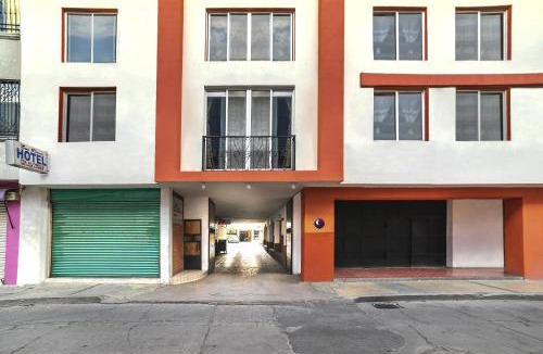 Celaya Hotel | Capital O Hotel Casa Blanca