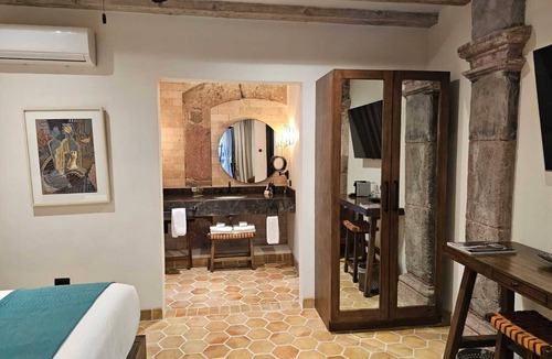 Zona Centro Hotel | Casa 1810 Parque Hotel Boutique