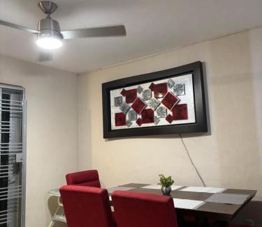 Guadalajara House | Casa a solo 5 min del parian y 20 min aeropuerto