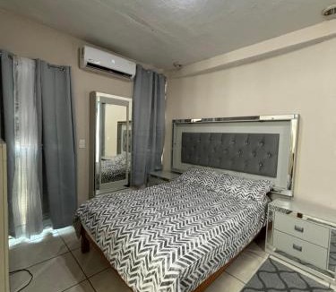 Guadalajara House | Casa a solo 5 min del parian y 20 min aeropuerto