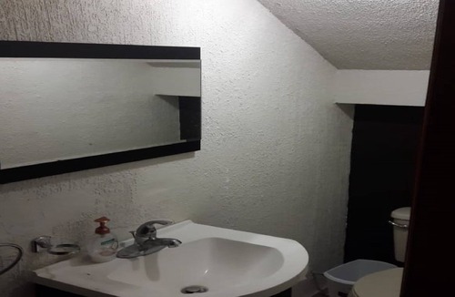 Zacatecas House | Casa amplia, comoda se encuentra en una zona muy tranquila y segura