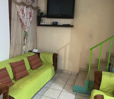 San Juan del Rio House | Casa amplia con 4 recamaras y 3 baños completos