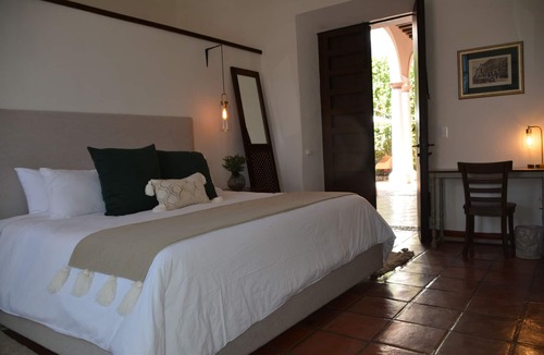 Mascota Hotel | Casa Angeles