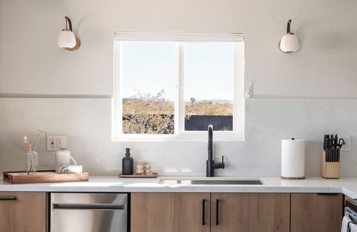 Landers House | Casa Asaya – A Serene Desert Escape Near Joshua Tree! Dark Skies, WiFi, and AC!