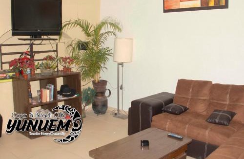 Centro House | Casa & Beach Club Yunuem