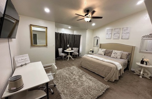 Yuma House | Casa Blanca, Spacious 5-bedroom entertainment house in enjoyable Yuma