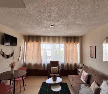 Ciudad Guzman Apartment | Casa Bohemia