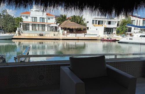 Puerto Aventuras Villa | CASA BUDA VILLA RIVIERA MAYA Puerto Aventuras MUELLE PRIVADO