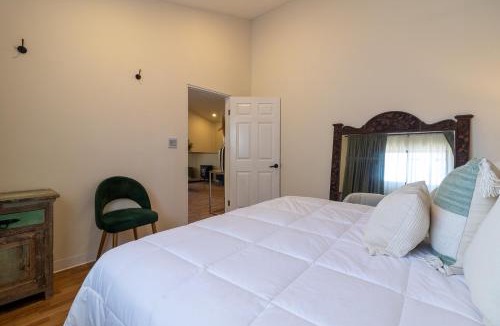 San Antonio de las Minas House | Casa Bugambilias Valle de Guadalupe with Jacuzzi Bbq and Kids playground