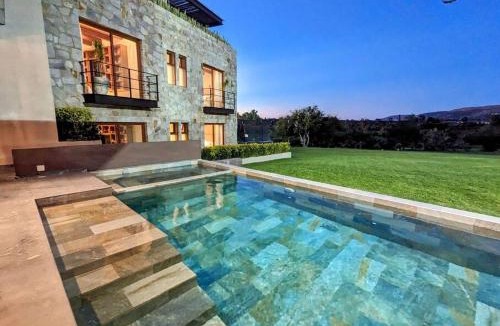 San Miguel de Allende Villa | Casa Capricho, 5BR Luxury Villa in Ventanas Golf & Resort Community