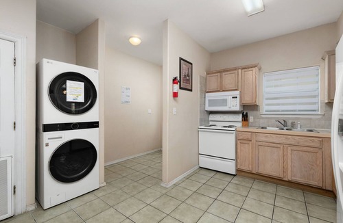 South Padre Island Condo | Casa Caracol C - Walk to the Beach, WiFi