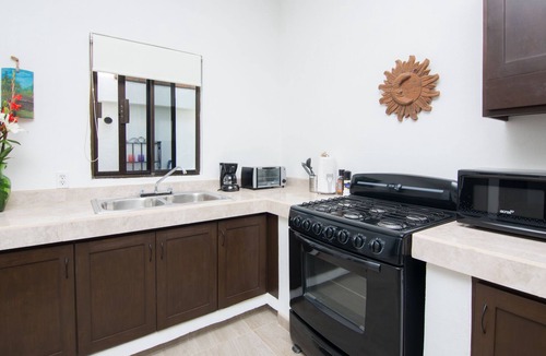 El Pescadero House | Casa CascadaCerritos Pool casita private Oasis only mins to the beach est 2012