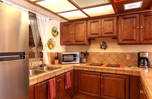 Centro Condo | Casa Catita @ Marina-Cabo’s Best, Just Steps Away!