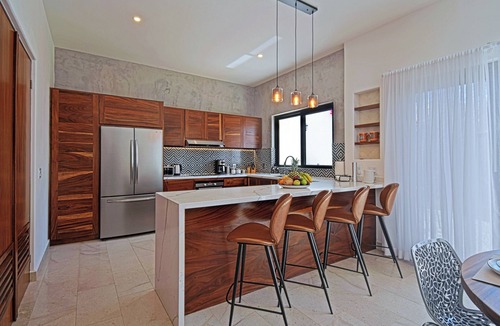 Esterito House | Casa Colibrí - built 2023, Sleeps 8, Secure, 2 blks to Malecon, Private-HTD Pool