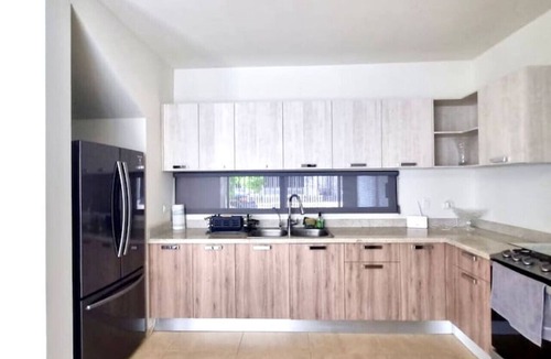 La Paz House | Casa de las Olas