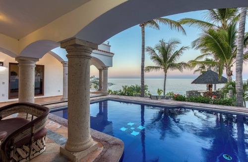 Buenavista House | Casa de las Sonrisas - Beachfront Oasis w/Pool