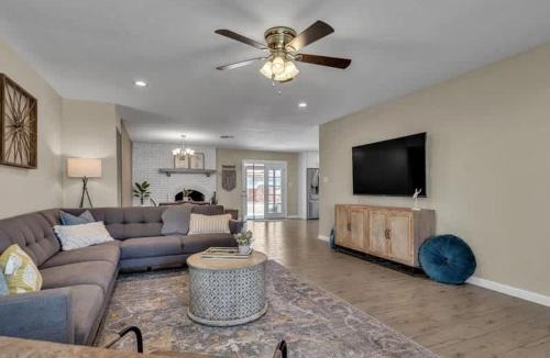 Country Meadows House | Casa De Palmas