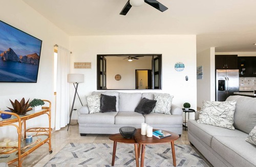 El Tezal Condo | CASA DE PIPPA, Incredible 2B/2B, Ocean/Arch Views!