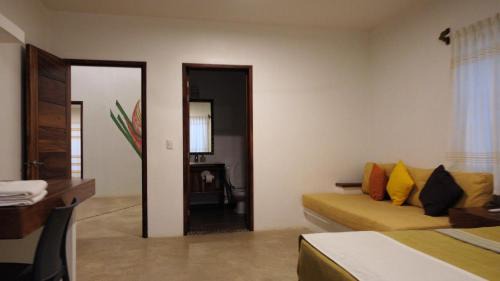 Barra de Colotepec Villa | Casa del Carmen