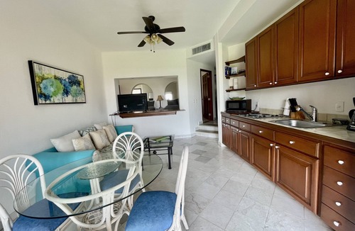 Santa Rosa Apartment | Casa del Mar Condos