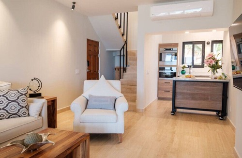 San Jose del Cabo Condo | Casa Del Mar Beachfront Olas 2BR Penthouse