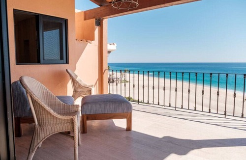San Jose del Cabo Condo | Casa Del Mar Beachfront Olas 2BR Penthouse