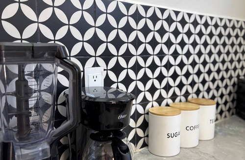 Centro Historico House | Casa del Muelle~Chic & Modern Home for 10