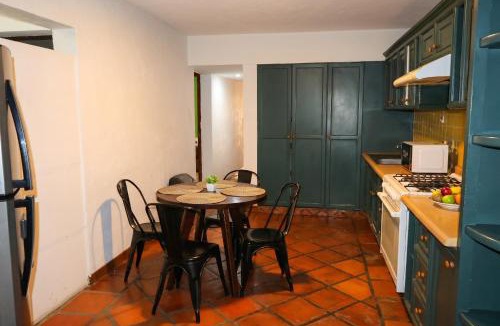 Financial District House | Casa en Providencia, 4 cuartos, Estacionamiento