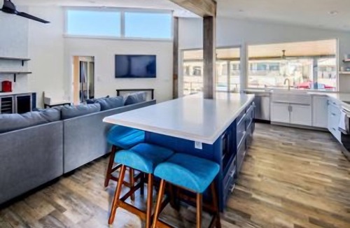 Moovalya Keys House | CASA FELIZ on the water in AZ's MINI-VENICE 4-bedroom house with 2 masters